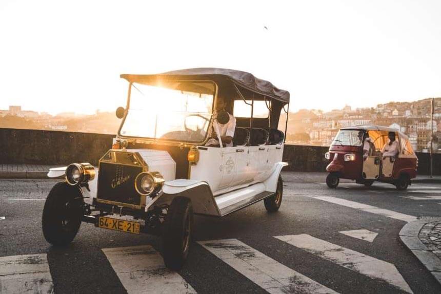 Vintage Model T Car in Porto - Discover Portugal's Gem with Rodeson-inv.e Tourismo lda