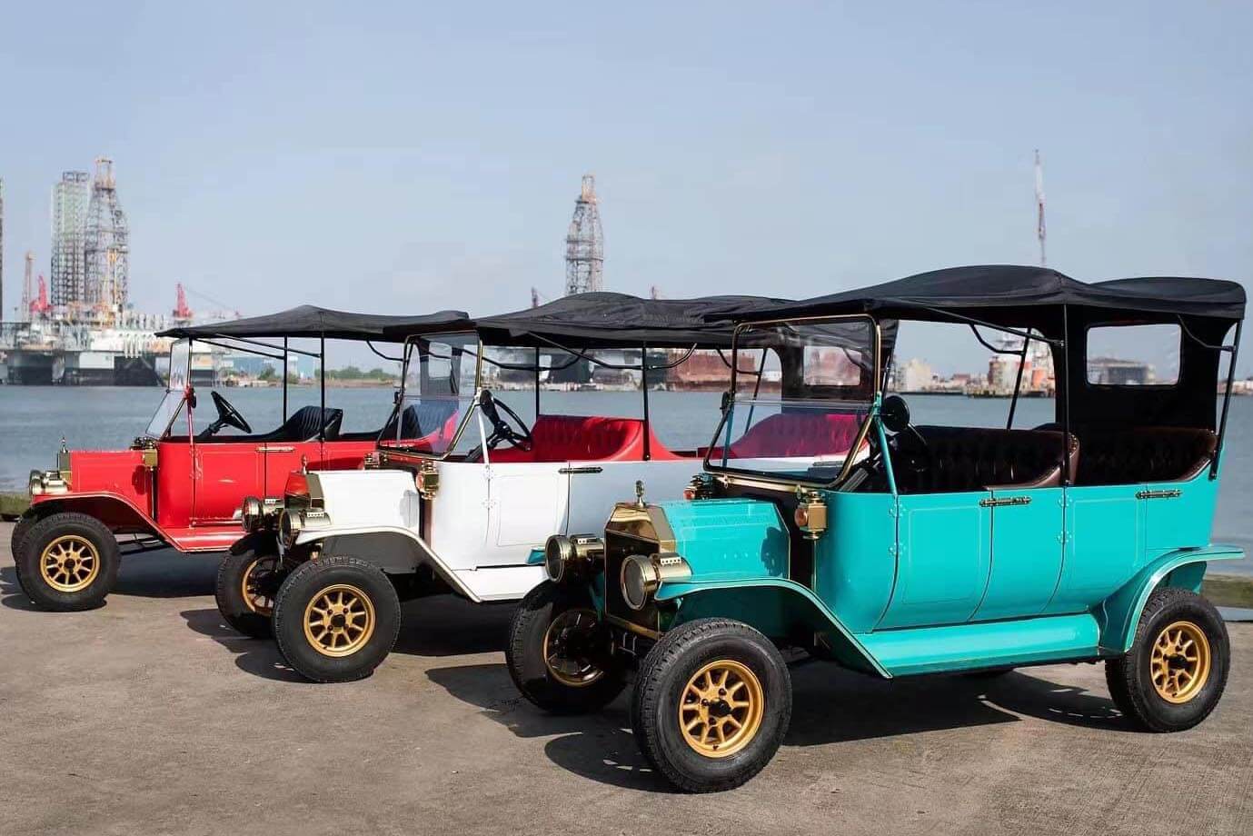 Vintage Model T Car on Iconic USA Road Trip - Unleash the Spirit of Adventure!